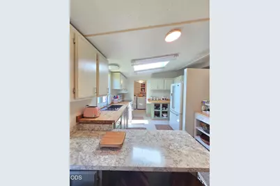 346 SW Dover Lane #UNIT 23, Metolius, OR 97741 - Photo 5