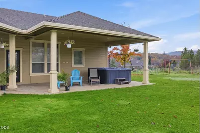 899 Old Stage Road, Medford, OR 97502 - Photo 37