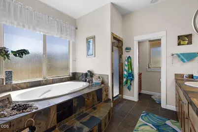 899 Old Stage Road, Medford, OR 97502 - Photo 23