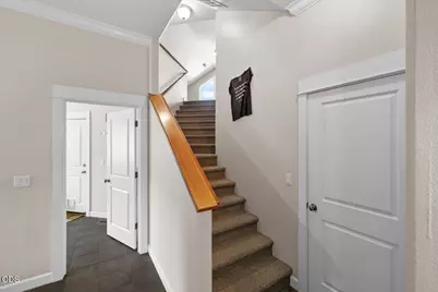899 Old Stage Road, Medford, OR 97502 - Photo 19