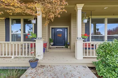 899 Old Stage Road, Medford, OR 97502 - Photo 5