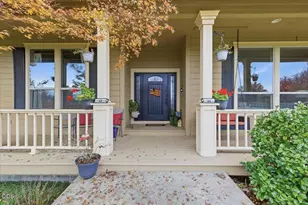 899 Old Stage Rd, Medford, OR 97502 - Photo 5