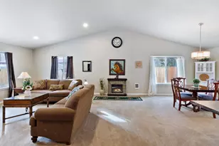 17316 Golden Eye Dr, Bend, OR 97707 - Photo 5