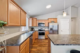 17316 Golden Eye Dr, Bend, OR 97707 - Photo 7