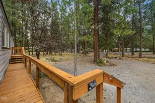 61057 Chuckanut Dr, Bend, OR 97702 - Photo 39