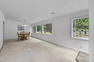 61057 Chuckanut Dr, Bend, OR 97702 - Photo 7