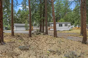 61057 Chuckanut Dr, Bend, OR 97702 - Photo 5