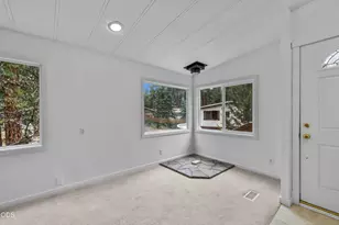 61057 Chuckanut Dr, Bend, OR 97702 - Photo 29