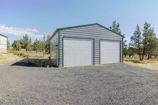 8628 SW Crater Loop Rd, Terrebonne, OR 97760 - Photo 21