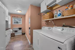 248 SE 10th St, Madras, OR 97741 - Photo 33