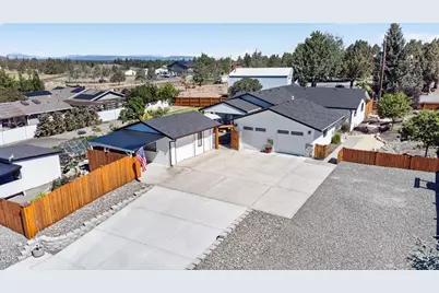 4627 SW Yew Avenue, Redmond, OR 97756 - Photo 45