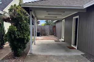 1923 Prune St, Medford, OR 97501 - Photo 13
