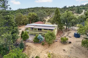 7065 Monte Vista Ct, Eagle Point, OR 97524 - Photo 1