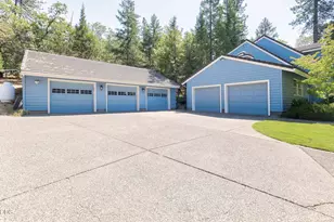 543 Serenity Ln, Grants Pass, OR 97526 - Photo 43