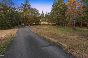 543 Serenity Ln, Grants Pass, OR 97526 - Photo 49