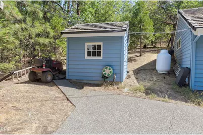 543 Serenity Lane, Grants Pass, OR 97526 - Photo 41
