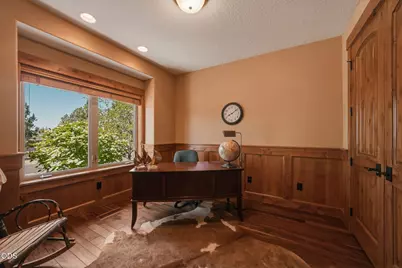 11308 Highcrest Court, Redmond, OR 97756 - Photo 9