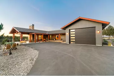 17771 Warrin Road, Sisters, OR 97759 - Photo 5