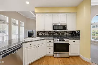 3409 Creek View Drive, Medford, OR 97504 - Photo 9