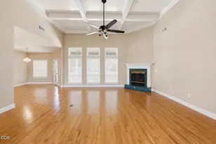 3409 Creek View Dr, Medford, OR 97504 - Photo 5