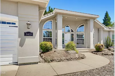 3409 Creek View Drive, Medford, OR 97504 - Photo 3
