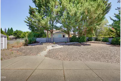 3409 Creek View Drive, Medford, OR 97504 - Photo 37