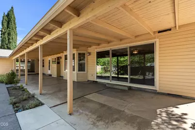1467 Bluebonnet Avenue, Medford, OR 97504 - Photo 25