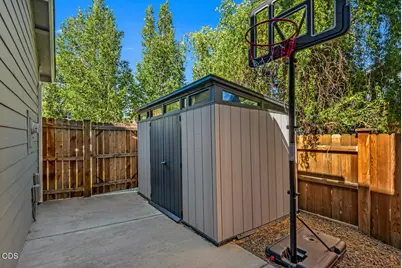 1641 W Hill Avenue, Sisters, OR 97759 - Photo 35