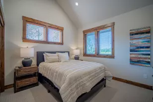 56964 Dancing Rock Loop, Bend, OR 97707 - Photo 11