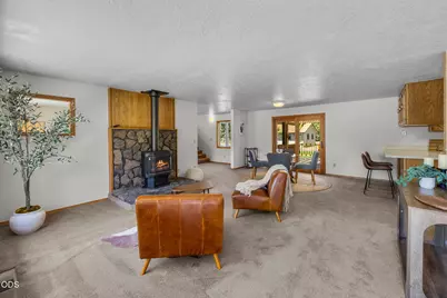 19572 Apache Road, Bend, OR 97702 - Photo 7