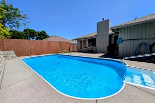 2749 Brookside Dr, Medford, OR 97504 - Photo 23