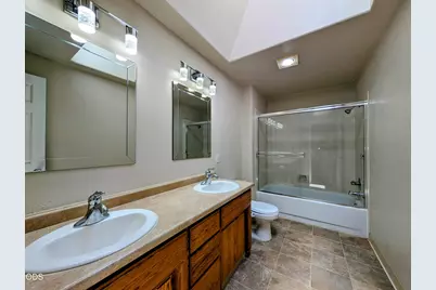 2749 Brookside Drive, Medford, OR 97504 - Photo 19