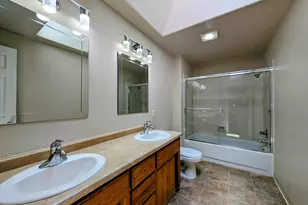 2749 Brookside Dr, Medford, OR 97504 - Photo 19