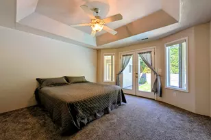 2749 Brookside Dr, Medford, OR 97504 - Photo 13