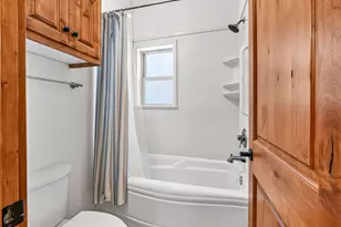 27458 Rocky Point Rd, Klamath Falls, OR 97601 - Photo 19