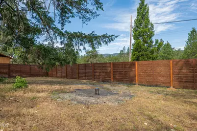 33105 Redwood Highway, O'Brien, OR 97534 - Photo 3