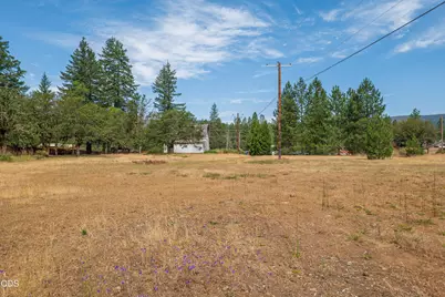 33105 Redwood Highway, O'Brien, OR 97534 - Photo 7