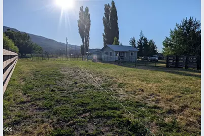 15655 W Langell Valley Road, Bonanza, OR 97623 - Photo 49