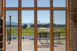 65055 Old Bend Redmond Hwy, Bend, OR 97703 - Photo 11