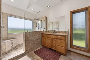 65055 Old Bend Redmond Hwy, Bend, OR 97703 - Photo 21