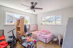 1224 SW Oak St, Grants Pass, OR 97526 - Photo 19