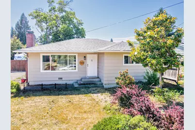1224 SW Oak Street, Grants Pass, OR 97526 - Photo 1