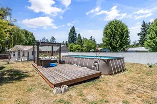 155 Westwood Dr, Grants Pass, OR 97527 - Photo 37
