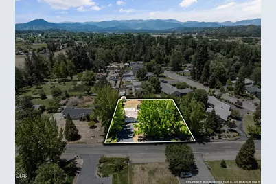 155 Westwood Drive, Grants Pass, OR 97527 - Photo 3