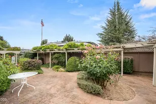 1449 Ben Aire Cir, Grants Pass, OR 97527 - Photo 25