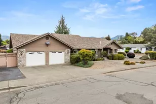 1449 Ben Aire Cir, Grants Pass, OR 97527 - Photo 33