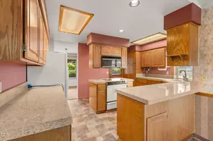 1449 Ben Aire Cir, Grants Pass, OR 97527 - Photo 9