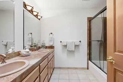 2868 Wilkshire Drive, Medford, OR 97504 - Photo 13