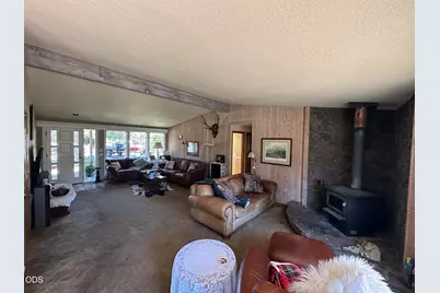 23348 Chisholm Trail, Bend, OR 97702 - Photo 7