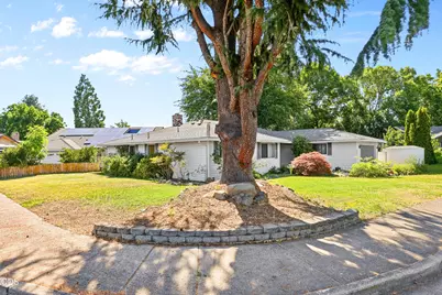 2951 Barclay Road, Medford, OR 97504 - Photo 3